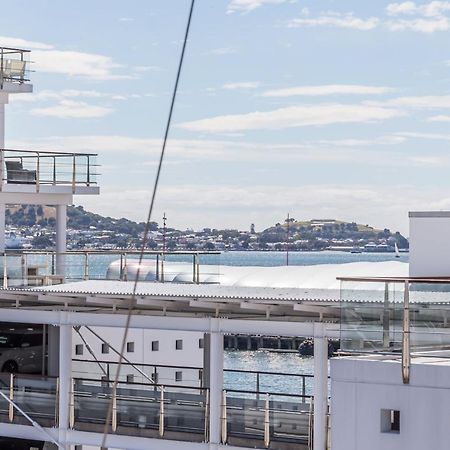 Waterfront Two Bedroom Apartment; Great Location! Auckland Esterno foto