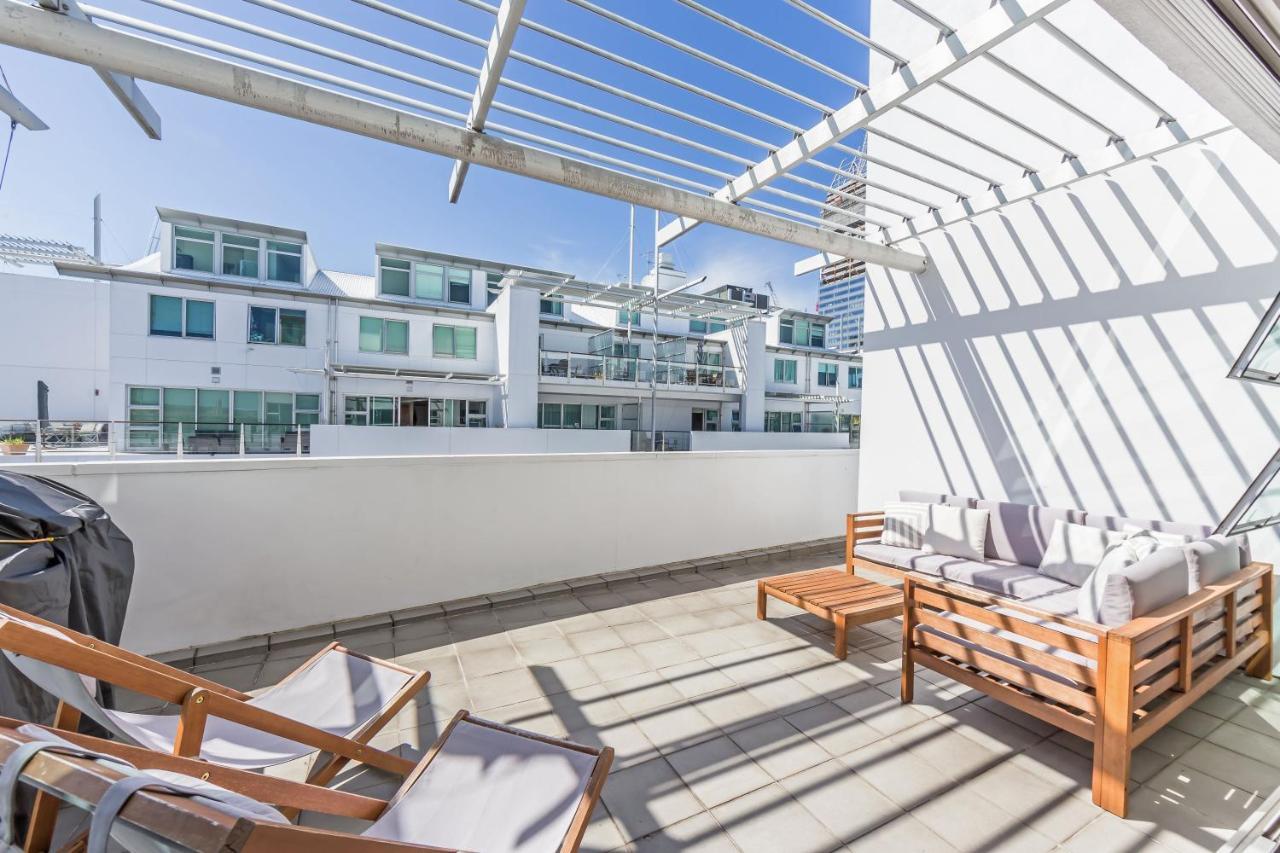 Waterfront Two Bedroom Apartment; Great Location! Auckland Esterno foto