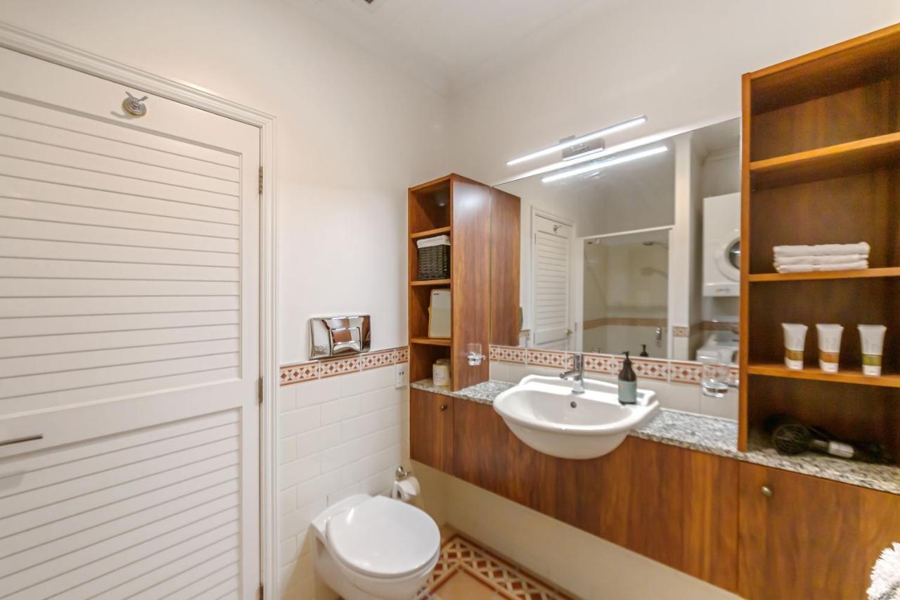 Waterfront Two Bedroom Apartment; Great Location! Auckland Esterno foto